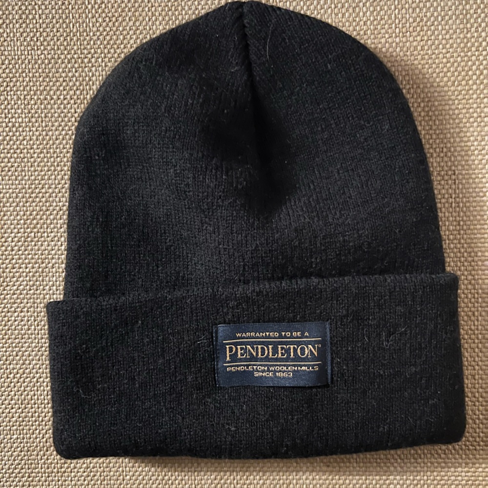 Pendleton beanie, black, new without tags